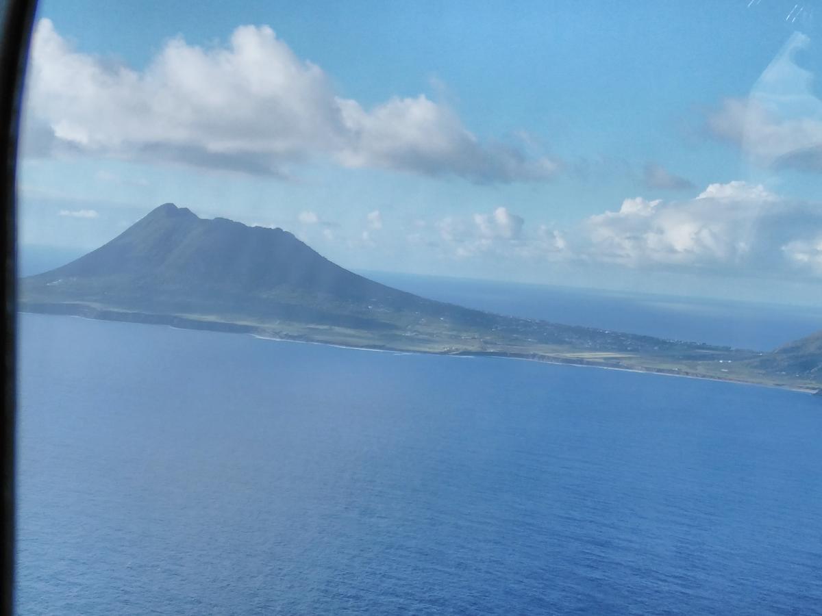 Statia Lodge Oranjestad  Exteriör bild